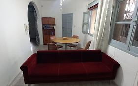 Departamento sobre la ruta en el centro